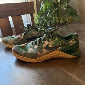 NIKE LIMITED EDITION Metcon 3 camo mens sz:7